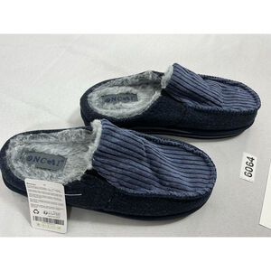 Womans NCAI Slipon Slipper Size 7 Navy Lined NWT